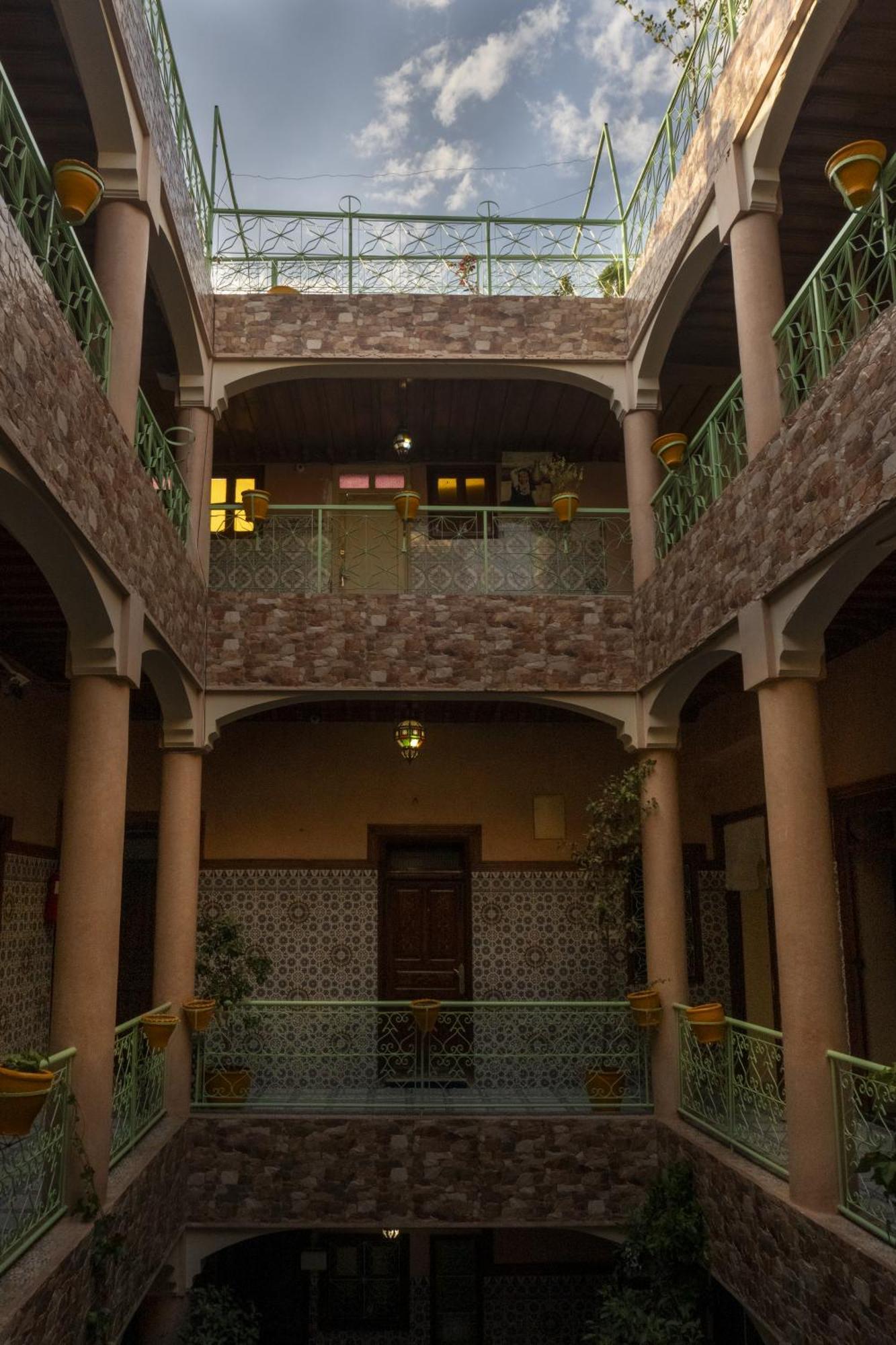 Hotel Imouzzer Marrakesh Exterior photo